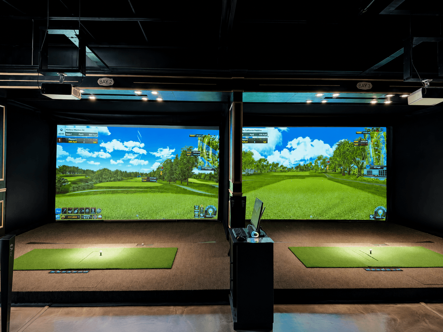 Golf simulator at Home Bar Chicago
